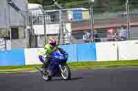 donington-no-limits-trackday;donington-park-photographs;donington-trackday-photographs;no-limits-trackdays;peter-wileman-photography;trackday-digital-images;trackday-photos